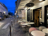 Atmosphère du Restaurant français La Taverne de Montmartre à Paris - n°1
