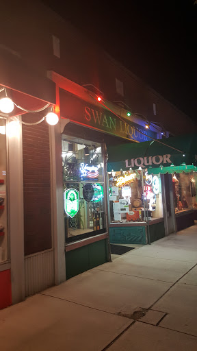 Swan Liquor, 806 Hope St, Providence, RI 02906, USA, 