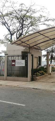 Universidad Espíritu Santo, Puerta 5