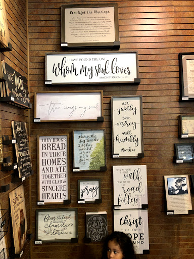 Book Store «LifeWay Christian Store», reviews and photos, 12551 Jefferson Ave, Newport News, VA 23602, USA