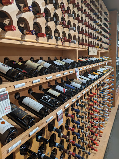 Liquor Store «Champa Street Liquors», reviews and photos, 1600 Champa St, Denver, CO 80202, USA