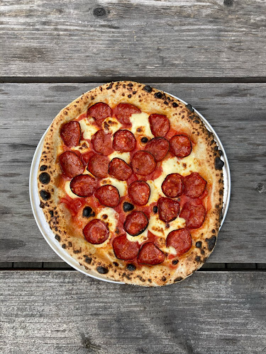 Opiniones de Dos Orientales Pizza al Paso en Montevideo - Pizzeria