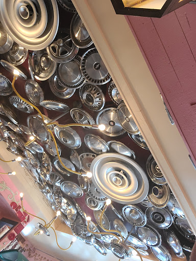 Sportswear Store «lululemon», reviews and photos, 444 Nichols Rd, Kansas City, MO 64112, USA