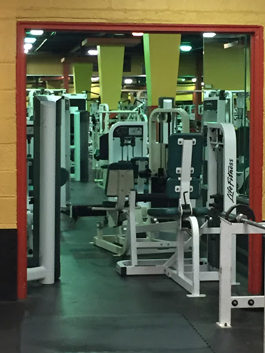 Gym «World Gym», reviews and photos, 323 Bergen Blvd, Fairview, NJ 07022, USA