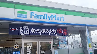 ファミリーマート 岡山芳田店