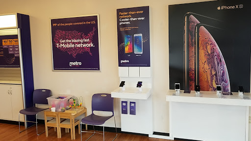 Cell Phone Store «MetroPCS Authorized Dealer», reviews and photos, 1811 Howard Rd #106, Auburn, WA 98002, USA