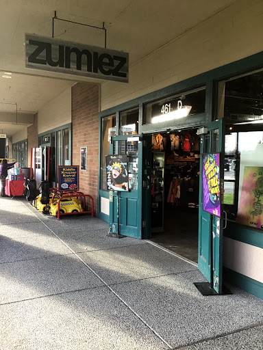 Clothing Store «Zumiez», reviews and photos, 461 S Fork Ave SW, North Bend, WA 98045, USA