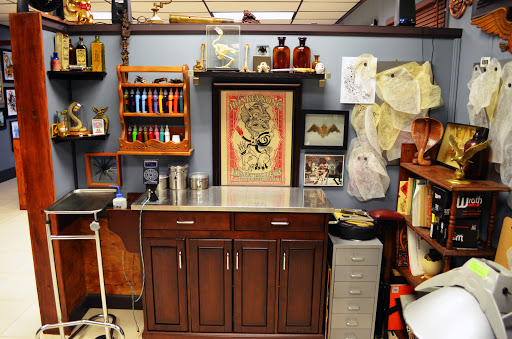 Tattoo Shop «Rise Above Tattoo», reviews and photos, 1009 N Mills Ave, Orlando, FL 32803, USA