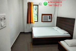 BGN Guest House & Rooms image