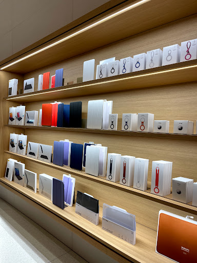 Computer Store «Apple Dadeland», reviews and photos, 7535 Dadeland Mall Cir W, Miami, FL 33156, USA
