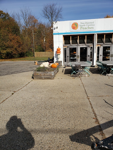 Grocery Store «Locally Grown Gardens», reviews and photos, 1050 E 54th St, Indianapolis, IN 46220, USA