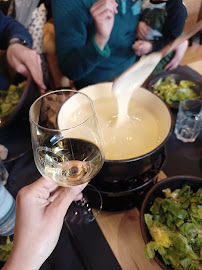 Plats et boissons du Restaurant de fondues L'Atelier Marcel - fondue à Megève - n°10