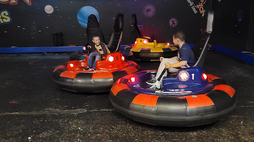 Amusement Center «Strike & Spare Family Fun Center», reviews and photos, 90 Volunteer Dr # 300, Hendersonville, TN 37075, USA