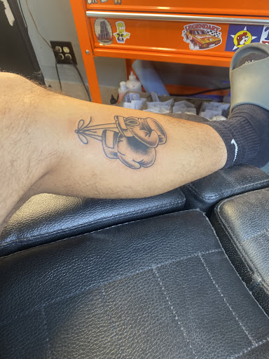 Explore honey bee tattoo ideas, creative tattoo ideas in Round Rock, available at Supernova Tattoo Parlour