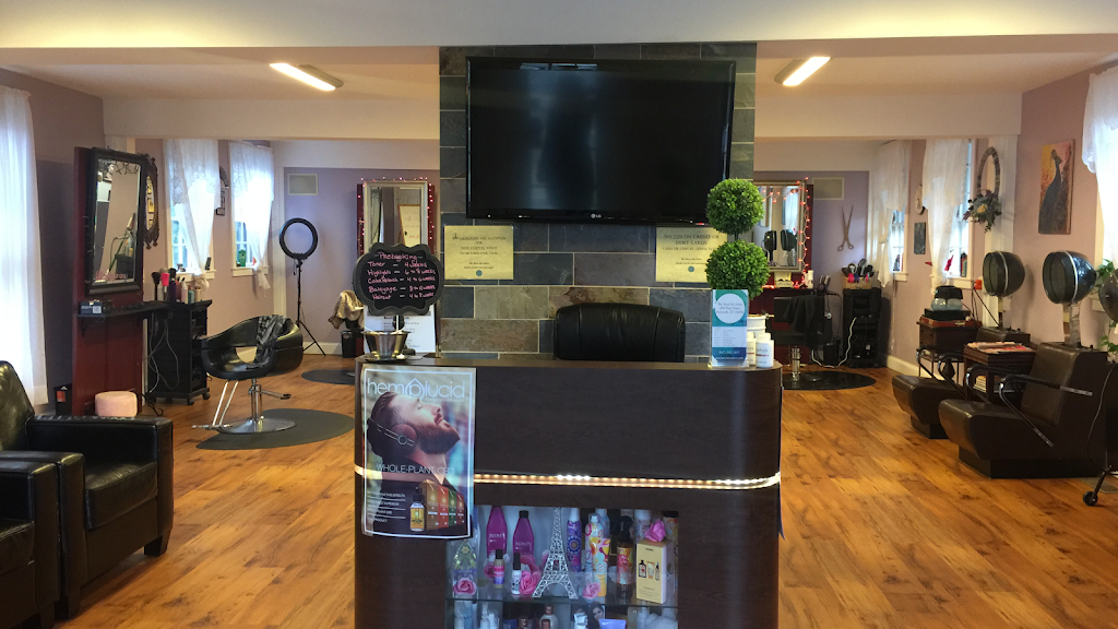 The Hairs Inn 06782