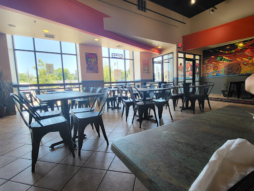 Shopping Mall «Signal Hills Shopping Center», reviews and photos, 1225 S Robert St, West St Paul, MN 55118, USA