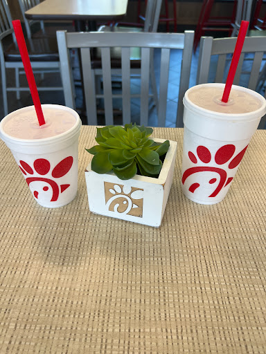 Fast Food Restaurant «Chick-fil-A», reviews and photos, 165 Purcellville Gateway Dr, Purcellville, VA 20132, USA