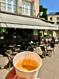 Plats et boissons du Restaurant servant le petit-déjeuner Starbucks à Versailles - n°15