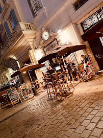 Atmosphère du Restaurant Bistrot l’Horloge à Marseille - n°2
