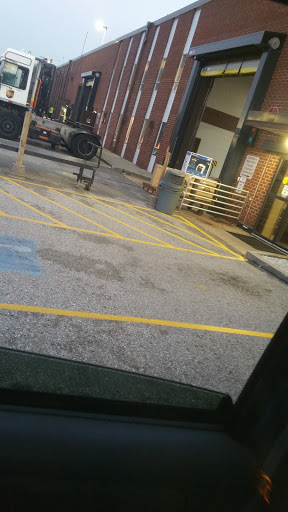 Shipping and Mailing Service «UPS Customer Center», reviews and photos, 3901 Vero Rd, Baltimore, MD 21227, USA