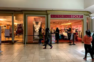 Valle Vista Mall image