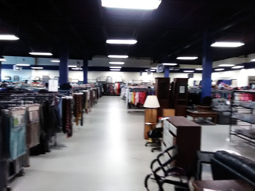 Thrift Store «Goodwill Thrift Store - Gainesville North», reviews and photos, 1223 NW 23 Ave, Gainesville, FL 32609, USA