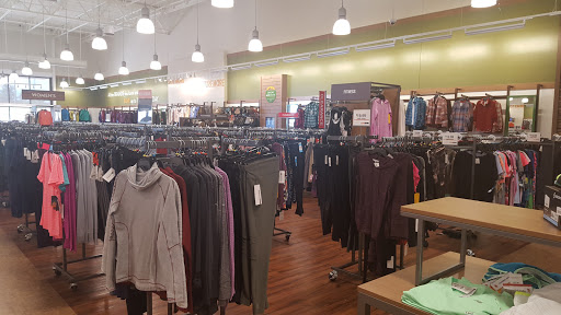 Outdoor Sports Store «Sierra Trading Post», reviews and photos, 5916 Barnes Rd, Colorado Springs, CO 80922, USA