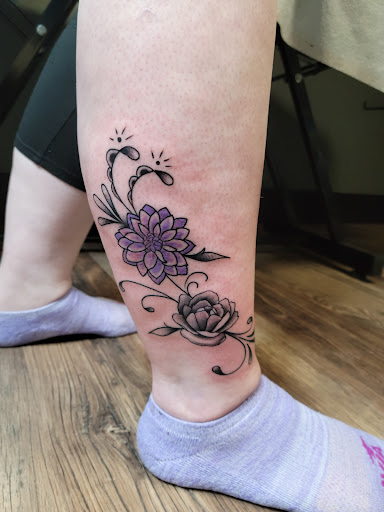 Tattoo Shop «White Lotus Tattoo & Fine Art», reviews and photos, 59 Main St, Toms River, NJ 08753, USA