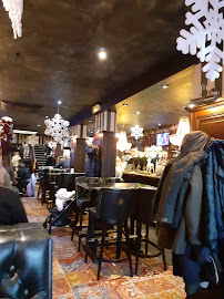 Atmosphère du Restaurant Au Bureau Arras Centre-ville - n°12
