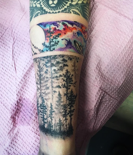 Tattoo Shop «Mr. Williams Tattoo Co.», reviews and photos, 216 E Main St, Tavares, FL 32778, USA