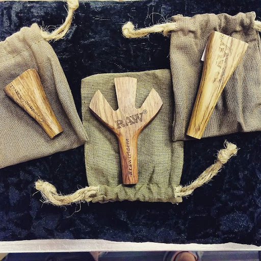 Tobacco Shop «Smokin Dragon Gifts», reviews and photos, 10621 South Fwy, Fort Worth, TX 76140, USA