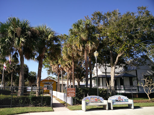 Country Club «St Lucie County Regional History Center», reviews and photos, 414 Seaway Dr, Fort Pierce, FL 34949, USA