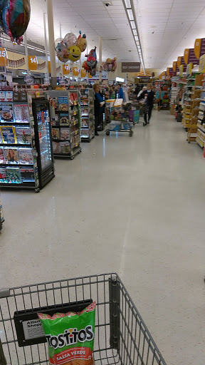 Grocery Store «Super Stop & Shop», reviews and photos, 1391 Main St, Willimantic, CT 06226, USA