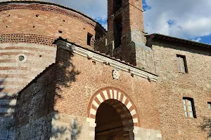 Cappella di San Galgano a Montesiepi image