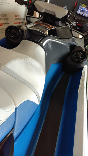 Motorcycle Dealer «Crossbay Motorsports of Howard Beach», reviews and photos, 164-01 Cross Bay Blvd, Howard Beach, NY 11414, USA