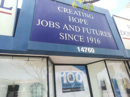 Thrift Store «Goodwill - Sherman Oaks», reviews and photos, 14760 Ventura Blvd, Sherman Oaks, CA 91403, USA