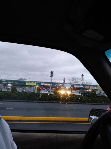 Tattoo Shop «Illuminati Tattoo Parlor», reviews and photos, 10214 SE Mill Plain Blvd Suite B, Vancouver, WA 98664, USA