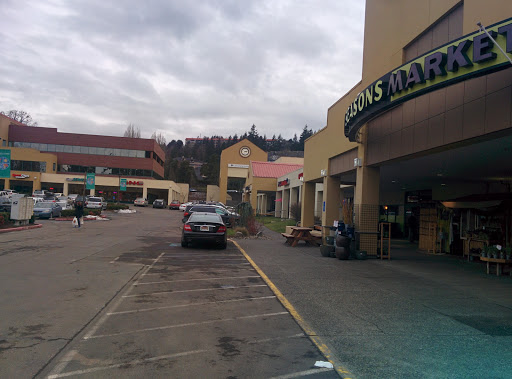 Grocery Store «New Seasons Market Mountain Park», reviews and photos, 3 Monroe Pkwy, Lake Oswego, OR 97035, USA