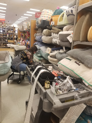 Department Store «T.J. Maxx», reviews and photos, 444 State Rd, North Dartmouth, MA 02747, USA