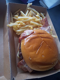 Cheeseburger du Restauration rapide McDonald's à Nanterre - n°7