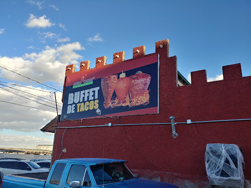 Buffet de Tacos SABRO KARNE  Carlos Amaya - Fast food  restaurant in Ciudad Juarez, Mexico 