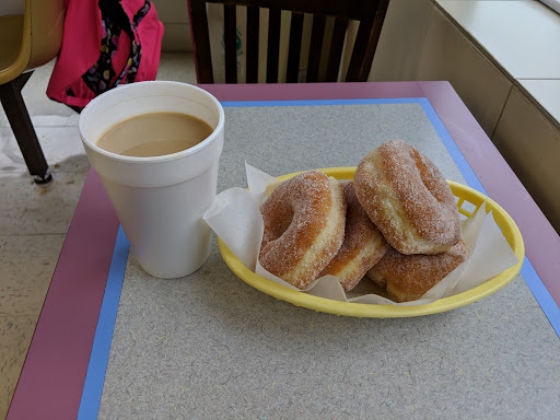 Donut Shop «Best Country Donuts», reviews and photos, 4746 Jonesboro Rd, Forest Park, GA 30297, USA