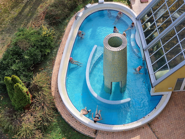 Hozzászólások és értékelések az Hotel Hjilsa-ról