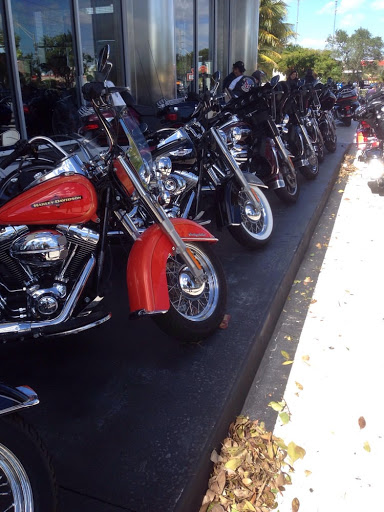 Harley-Davidson Dealer «Peterson’s Miami Beach Harley-Davidson», reviews and photos, 401 Biscayne Blvd, Miami, FL 33132, USA
