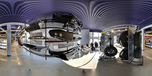 Truck Accessories Store «4 Wheel Parts Performance Center», reviews and photos, 550 W San Carlos St, San Jose, CA 95126, USA