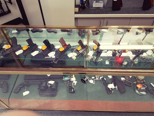 Pawn Shop «Silver Lining Jewelry & Loan», reviews and photos, 2122 NE Sandy Blvd, Portland, OR 97232, USA