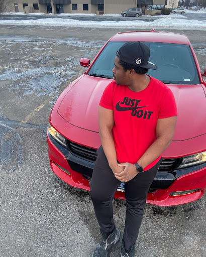 Used Car Dealer «Freeway Motors of Rogers», reviews and photos, 14080 Main St, Rogers, MN 55374, USA