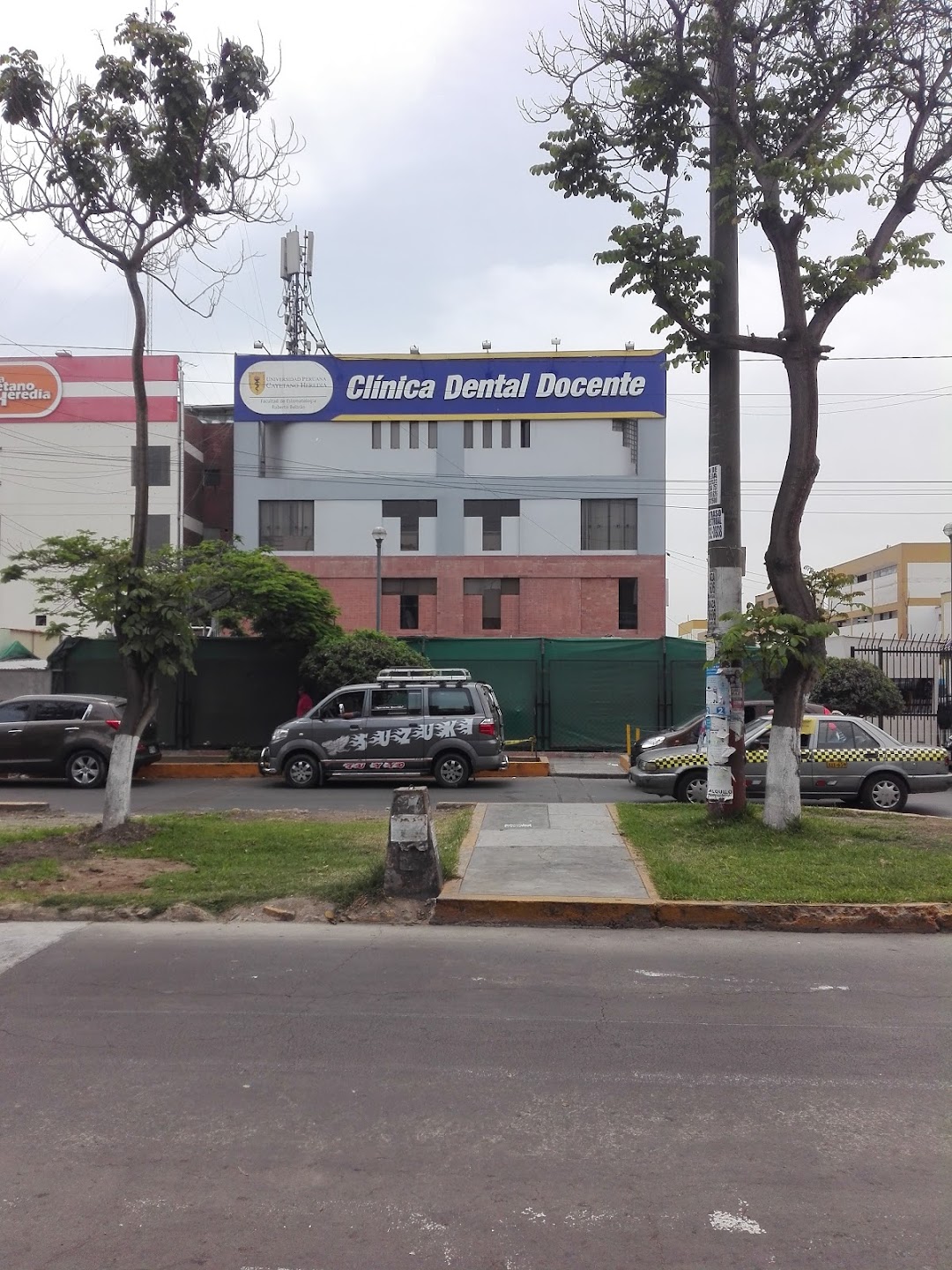 Clinica Dental Docente UPCH