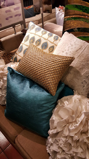 Home Goods Store «Pier 1 Imports», reviews and photos, 4410 Mitchellville Rd, Bowie, MD 20716, USA