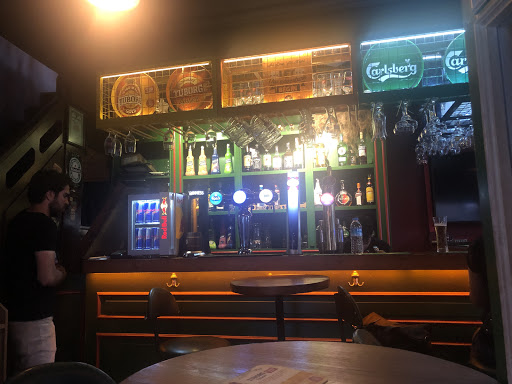Dwarf Irısh Pub XL